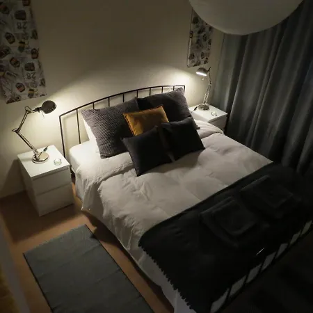 Apartment Tram 28,